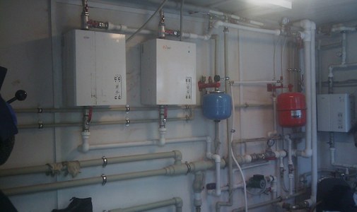 Монтаж системы отопления, водоснабжения и канализации в офисном здании